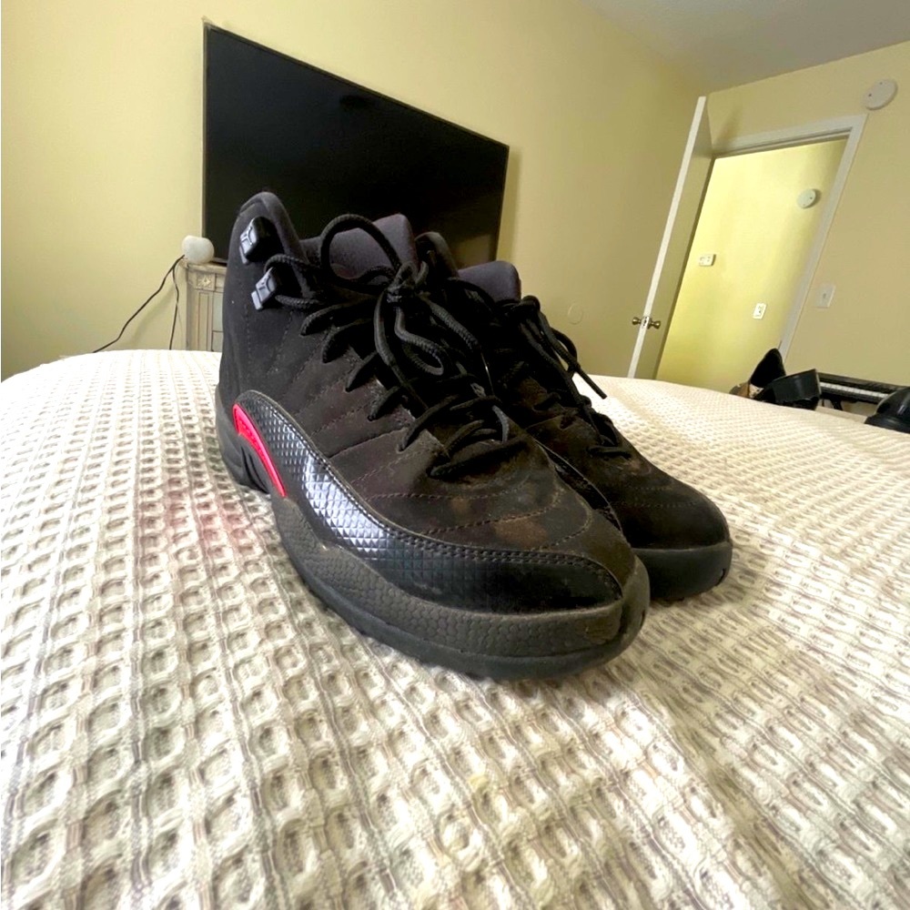 Kids Jordan’s 4.5